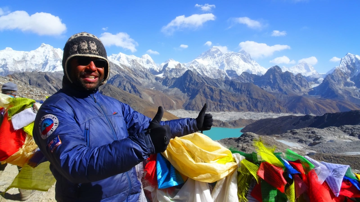 Renjo La pass Viewpoint (Alt.5360m) Hike duration from Gkoy Lake 3 hours.